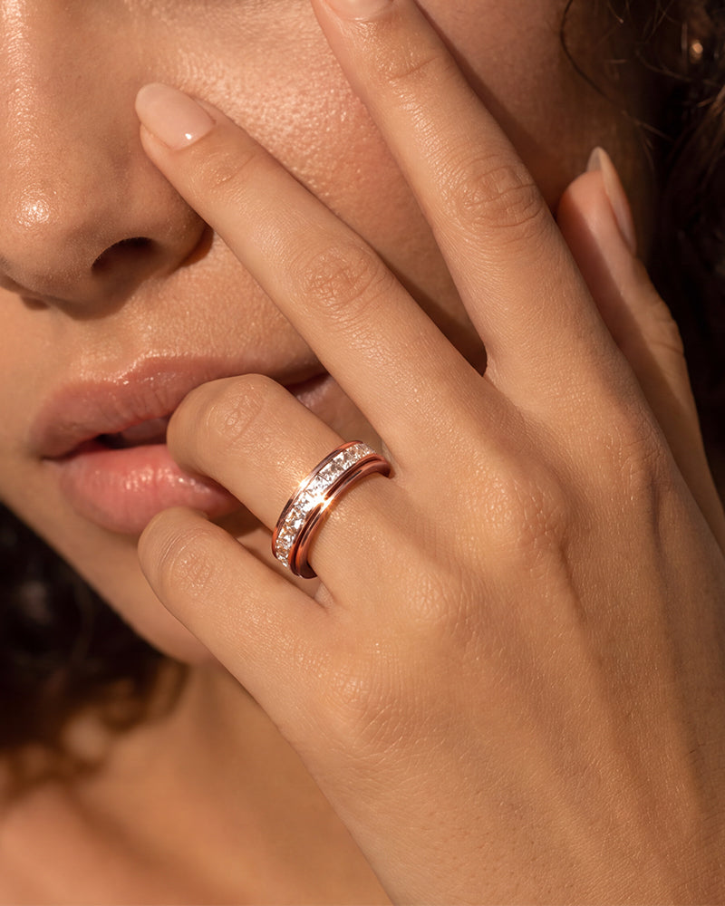 Titanium Steel Cubic Zirconia Spinner Ring