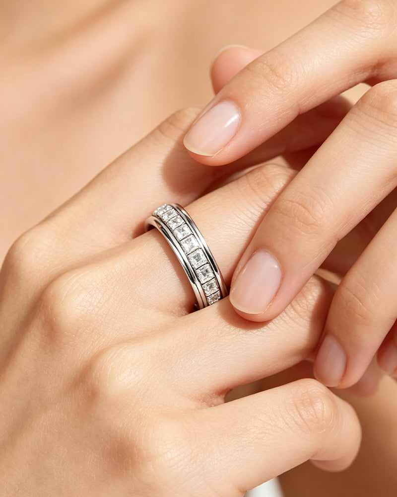 Titanium Steel Cubic Zirconia Spinner Ring